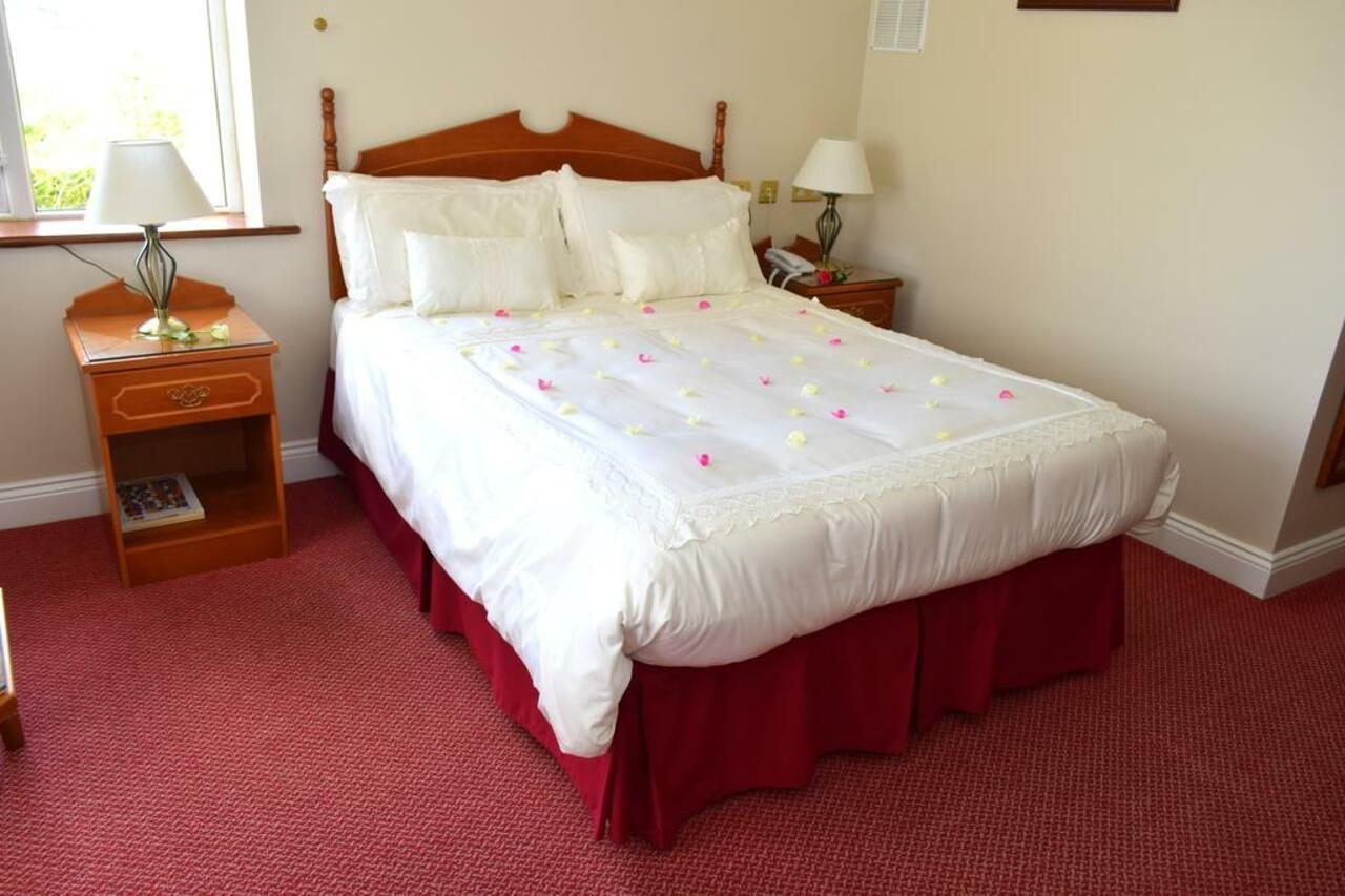 Rhu Glenn Hotel Waterford Bagian luar foto