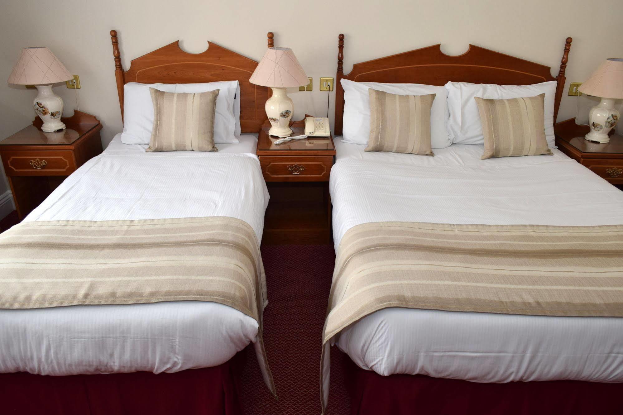 Rhu Glenn Hotel Waterford Bagian luar foto